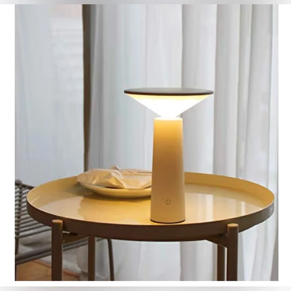 Modern Table Lamp, Partable Wireless LED Light new